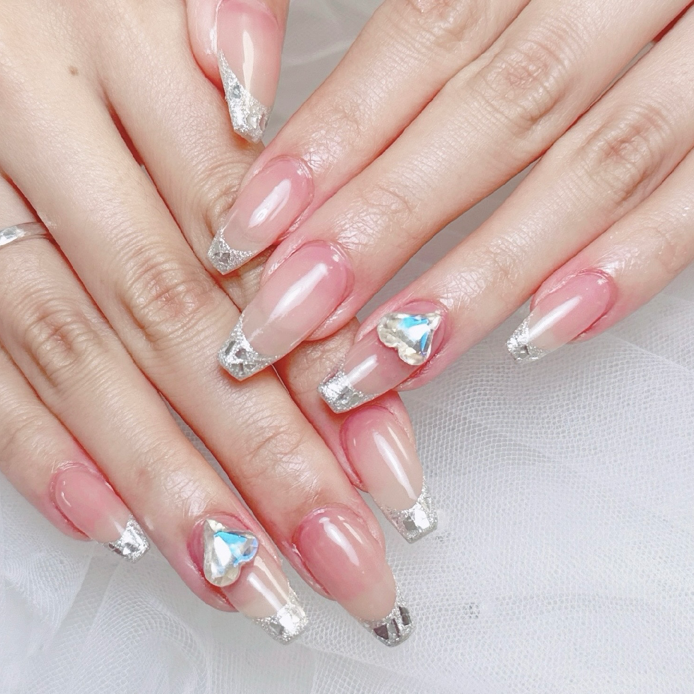 ネイル ＿＿＿＿＿＿ 💅🏼💅🏼💅🏼 . 聡ちゃんネイル💚 －glitter